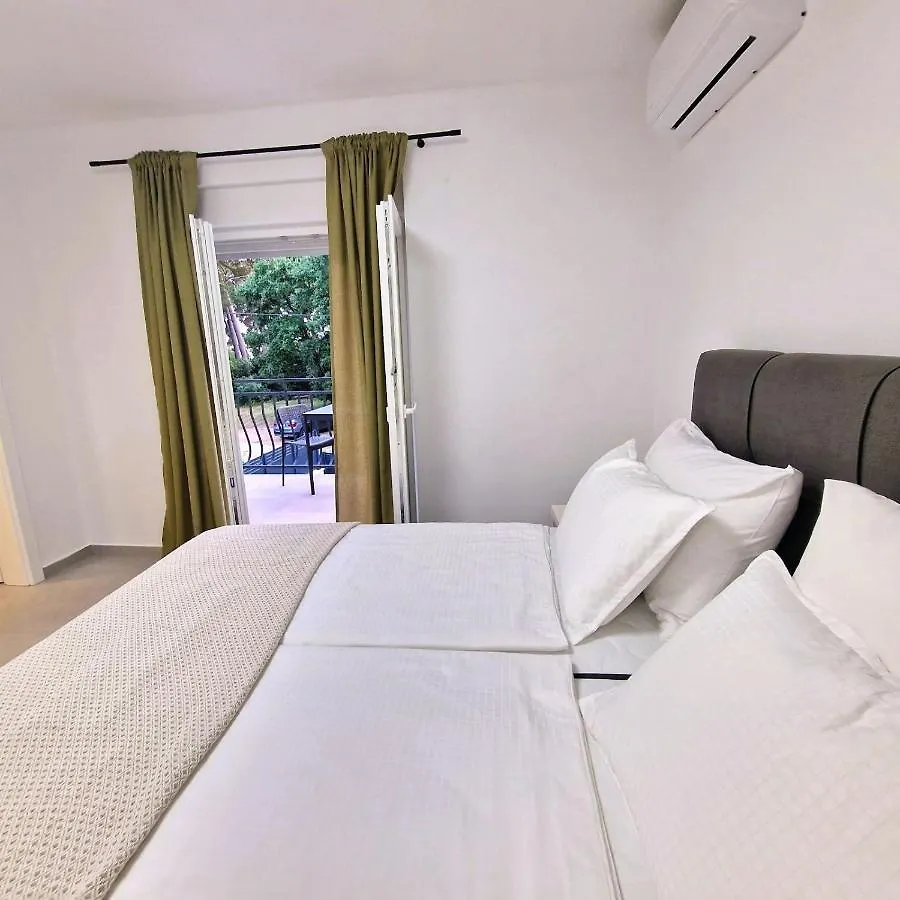 Villa Brajkovic-Near The Sea And Rovinj Center Holiday home
